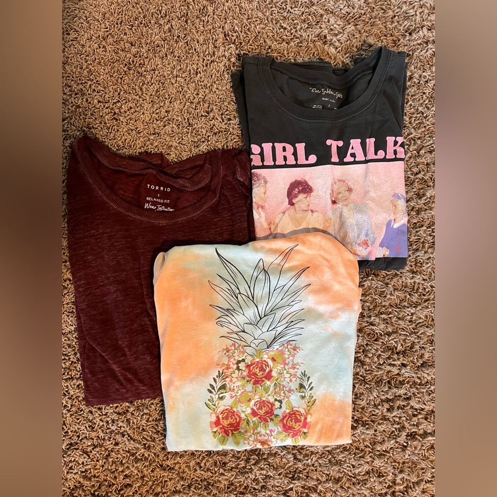 Torrid tee shirts size 1